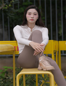 俄罗斯高清无专砖吗二区