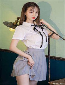 触不可及